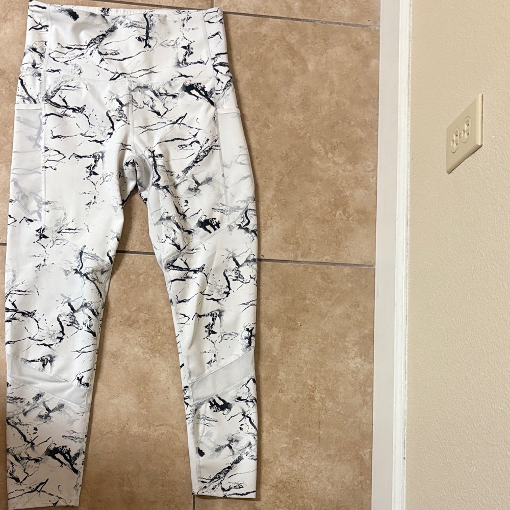 Women's Marble Print Leggings